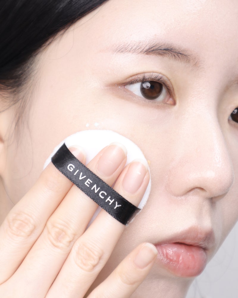 GIVENCHY Prisme Libre Mat-Finish & Enhanced Radiance Loose Powder 12g #1 Mousseline Pastel , GIVENCHY , GIVENCHY แป้งฝุ่น , Prisme Libre Loose Powder , แป้งฝุ่น Prisme Libre Loose Powder ,GIVENCHY Prisme Libre ราคา , GIVENCHY Prisme Libre รีวิว, ซื้อ GIVENCHY Prisme Libre 4-Color Loose Powder